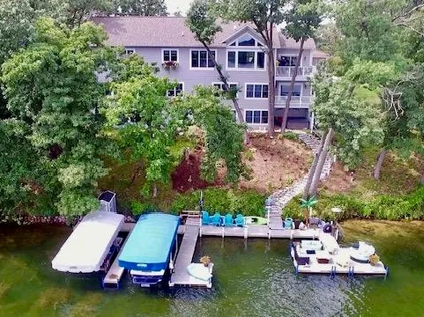 N7416 Ridge Rd, Whitewater, WI 53190