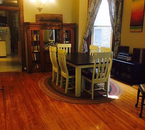 4th image of 2714 W Evergreen Ave #1