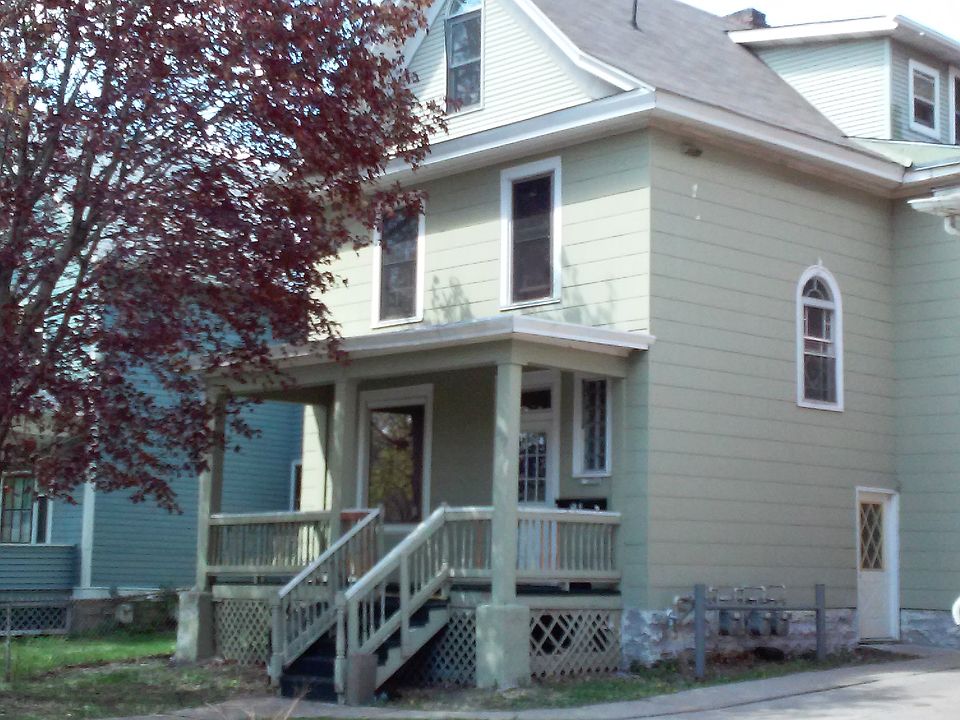 2nd image of 283 Aurora Ave