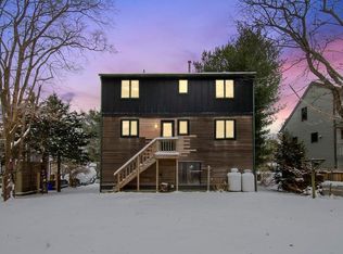 11 Buoy St, Jamestown, RI 02835