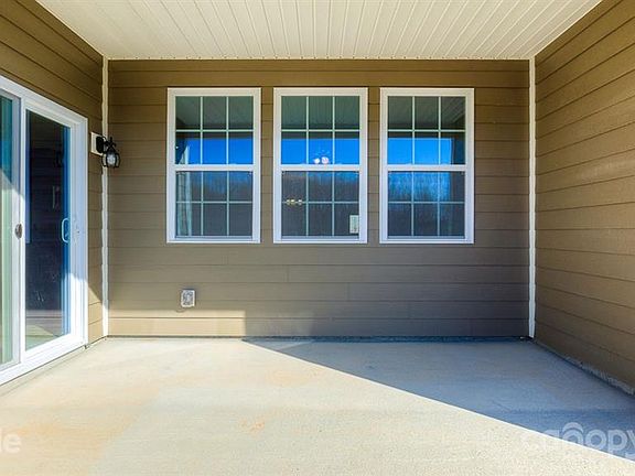 3rd image of 118 Cherry Birch St #468