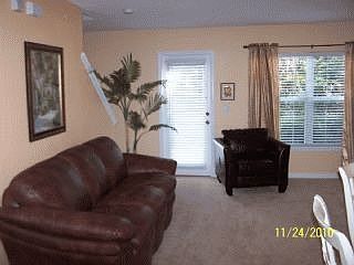 4th image of 1006 Black Cherry Dr N