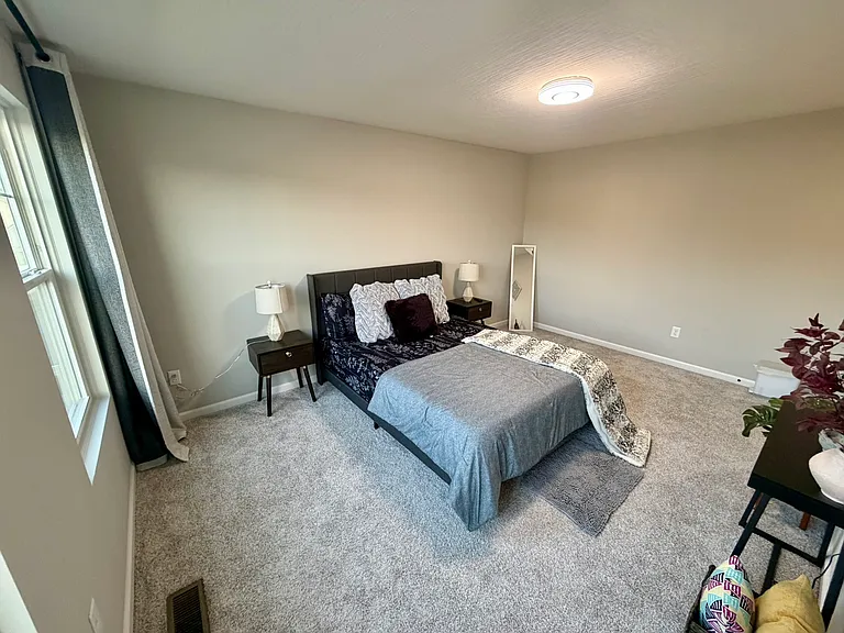 8951 Philmont Curve Dr — Photo 29