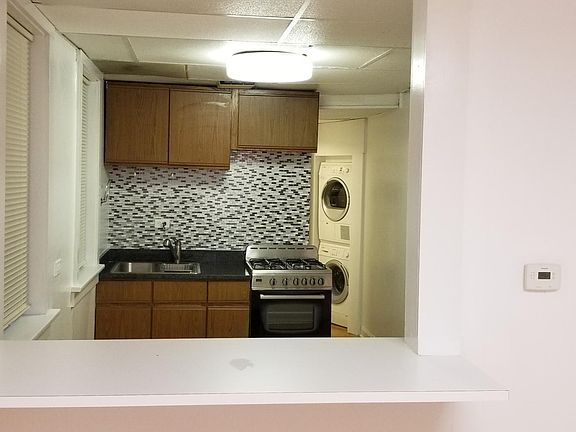 5th image of 2642 N Magnolia Ave APT 1