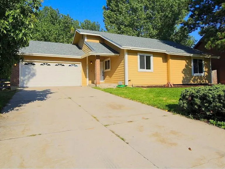2910 Rolling Wood Loop — Photo 2