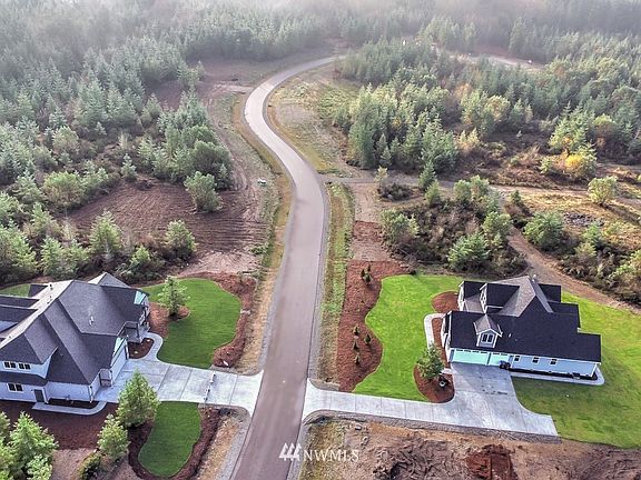 3rd image of 5314 Copper Mill Court NE