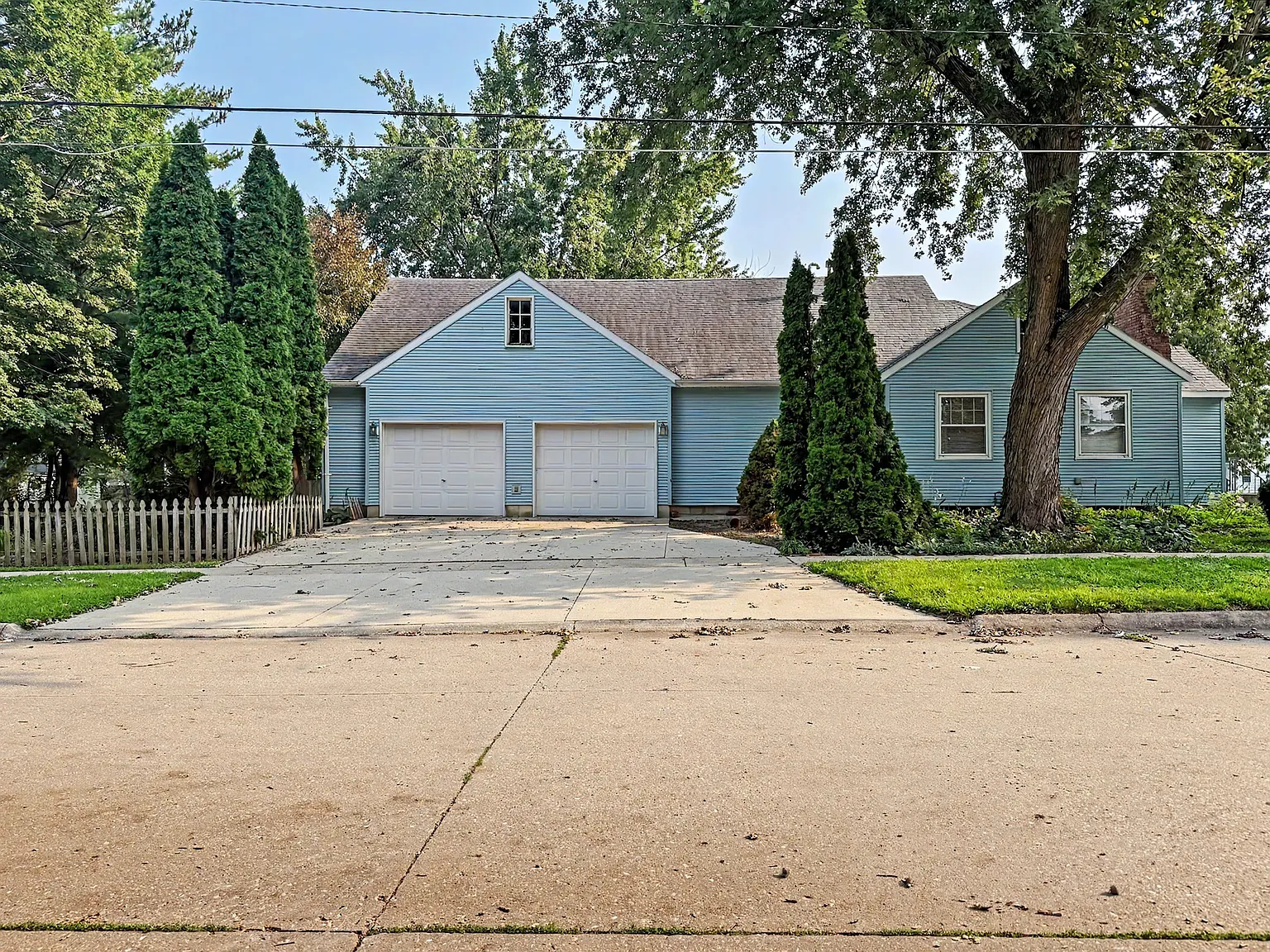 Alex House — Photo 2