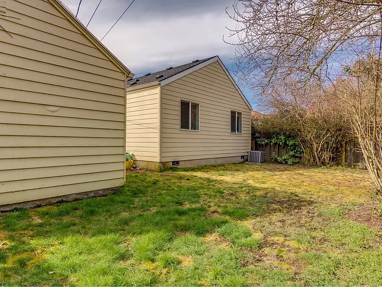 7070 N Cambridge Ave — Photo 29