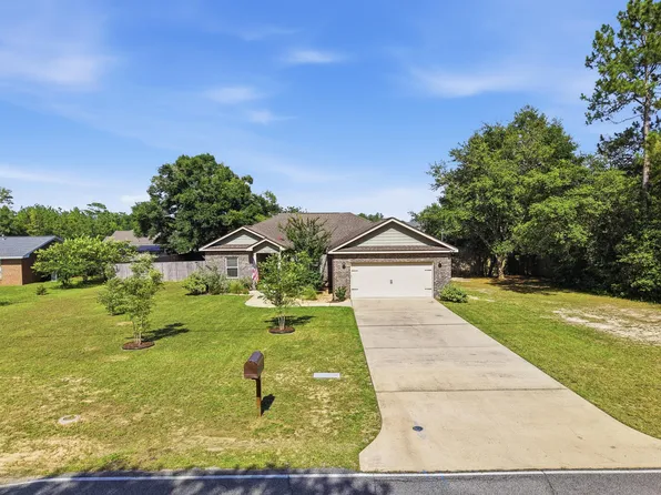 5463 Monterrey Rd, Crestview, FL 32539