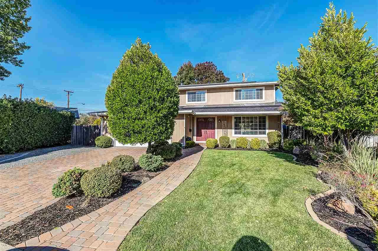 782 Raycliff Pl photo 1