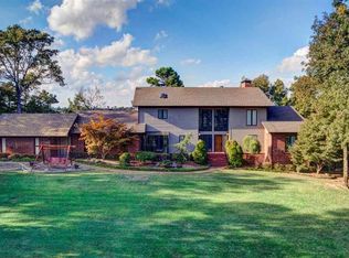 1223 Rock Creek Rd, Hot Springs, AR 71913