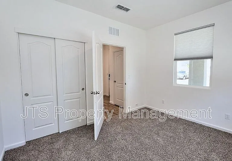 3217 Sunny Gate Ln — Photo 42