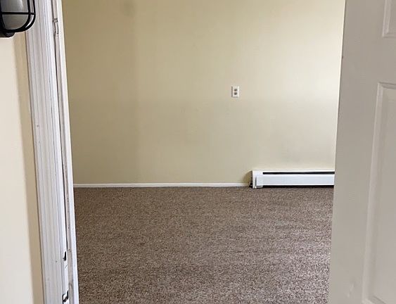 4th image of 222 Sherman St #3