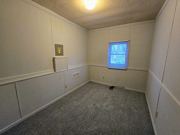 2nd image of 28158 La Rue St #D