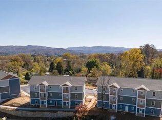 111 Maple Grove Ln #202, Brevard, NC 28712