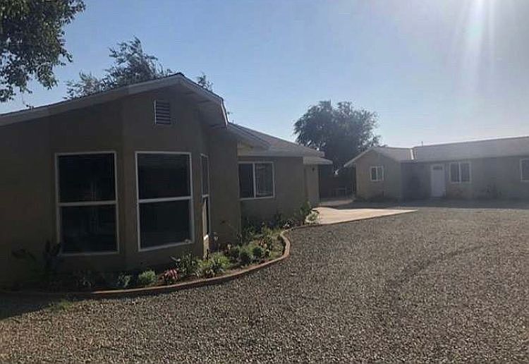 2nd image of 1002 W 2nd St