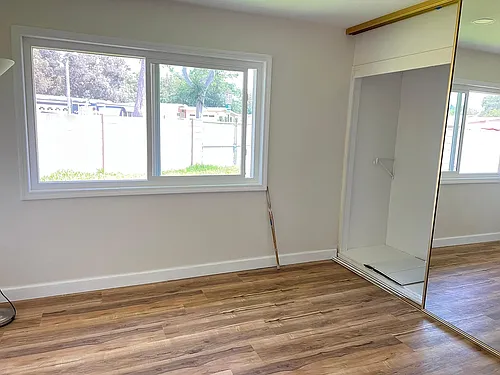 1012 Maertin Ln Photo 1