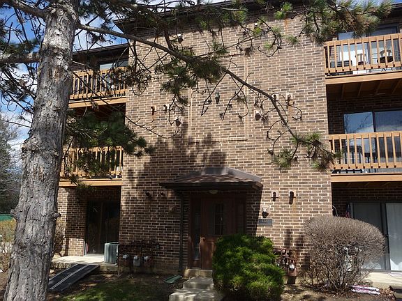 2nd image of 2220 Abbeywood Dr APT B