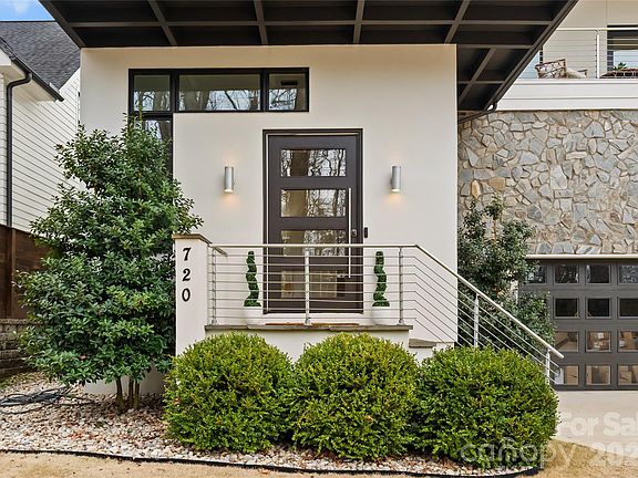 3rd image of 720 Ellsworth Rd