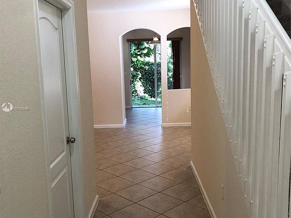 2nd image of 21213 NW 14th Pl APT 821