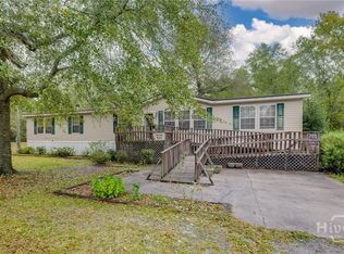 137 Bird Rd, Springfield, GA 31329