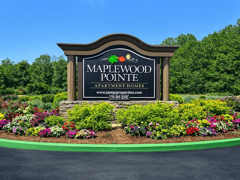 Maplewood Pointe — Photo 1
