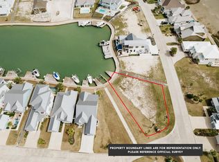 102 Foxtail Ln, Rockport, TX 78382