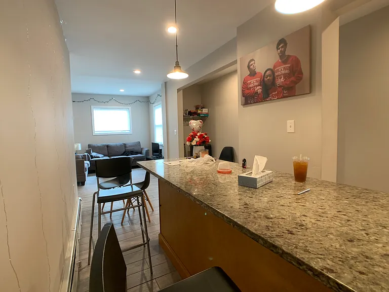 115 Glenville Ave #115 — Photo 2