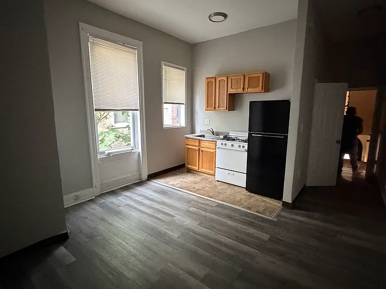 1528 N 18th St #2-R — Photo 6
