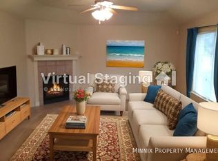3206 111th St #B, Lubbock, TX 79423