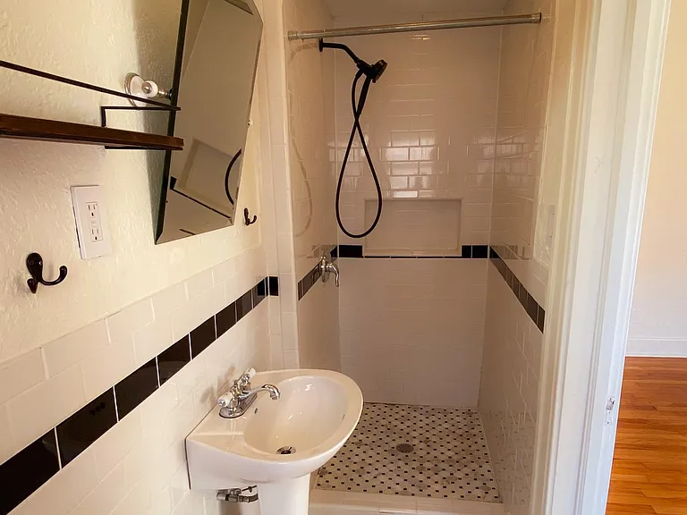 1108 Ward Pkwy — Photo 18