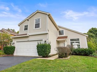 422 Thunder Rdg, Algonquin, IL 60156