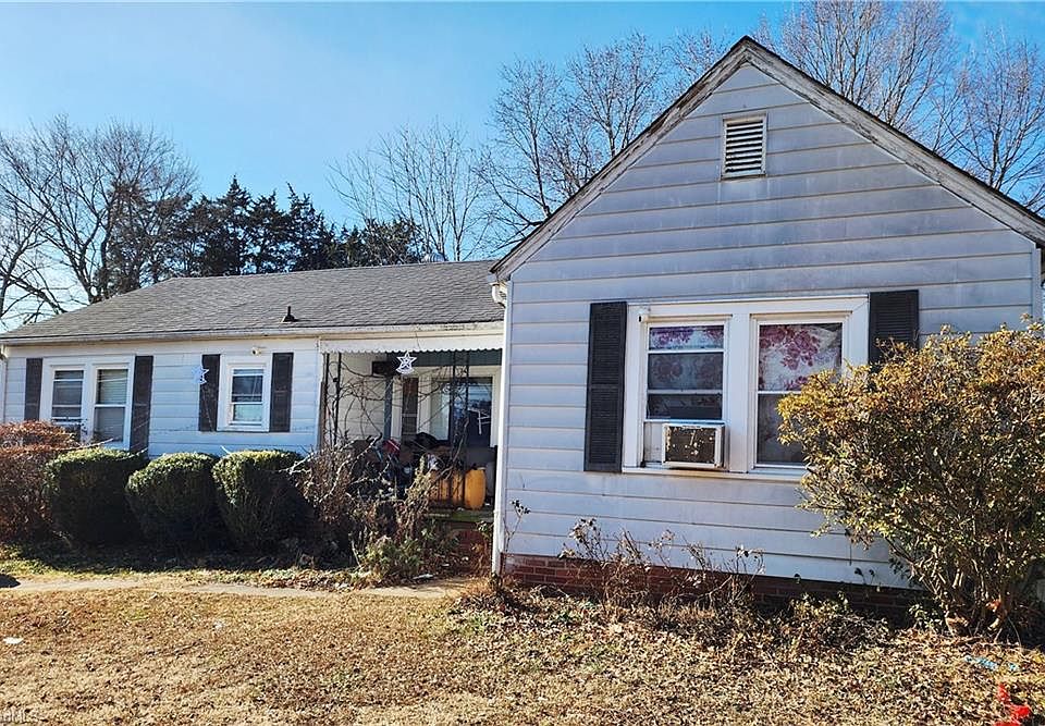 1st image of 916 Liberty Dr