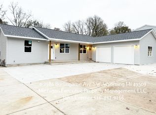 2986 Burlingame Ave SW, Grand Rapids, MI 49509