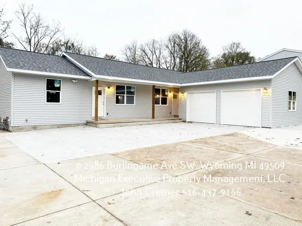 2986 Burlingame Ave SW, Grand Rapids, MI 49509