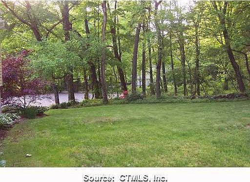 2nd image of 16 Harriet Dr