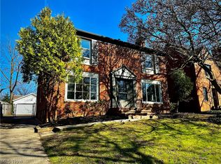 2539 Charney Rd, University Heights, OH 44118