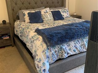 110 Racquet Club Dr, Compton, CA 90220