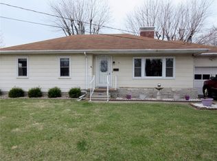 138 Maple St, Bethalto, IL 62018