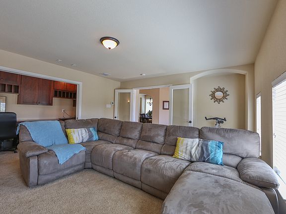 4th image of 18210 Camino Del Mar
