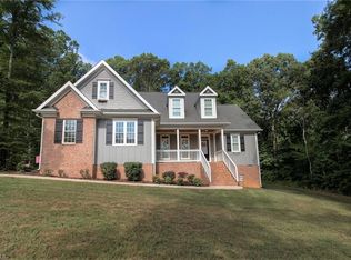 7921 Hillsville Rd, Sophia, NC 27350