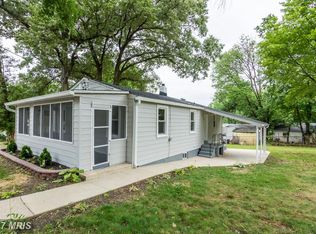809 Elfin Ave, Capitol Heights, MD