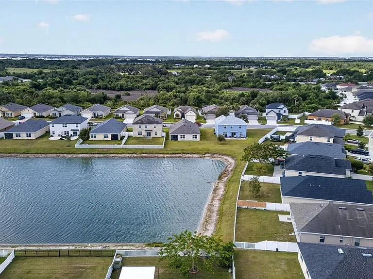 4042 Wayfarer Way — Photo 35