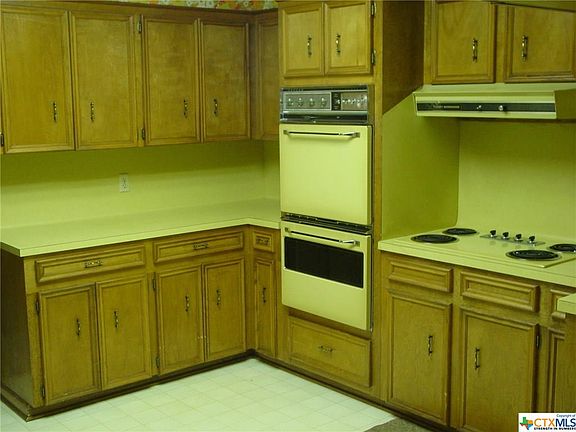 5th image of 2910 Mayfair Dr