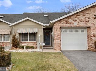 907 Geyer Dr, Chambersburg, PA 17201