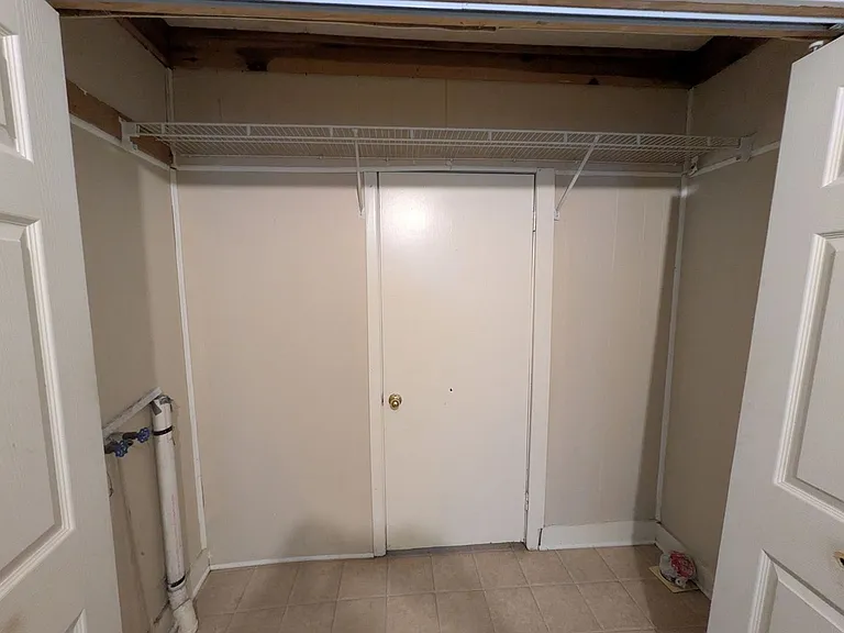 824 Llano St — Photo 9