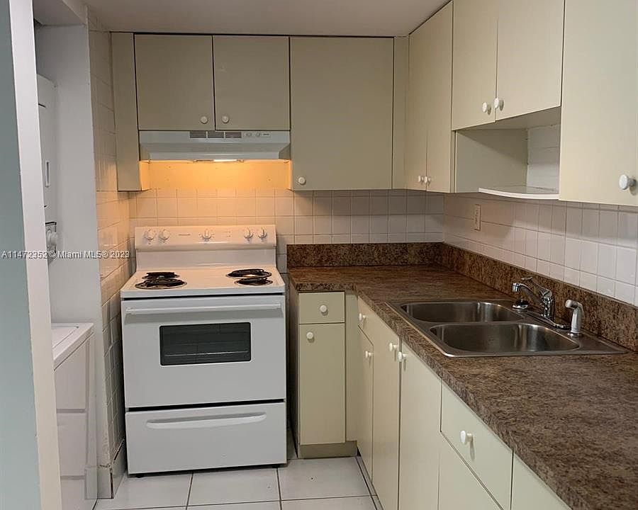 1st image of 10090 NW 80th Ct APT 1148