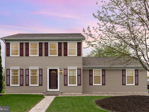98 Chester St, Carlisle, PA 17013