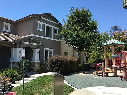329 Borden Rd Photo 1