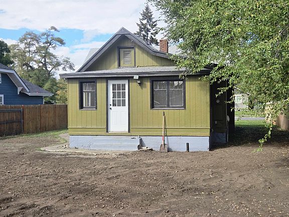 3rd image of 2208 E Sharp Ave